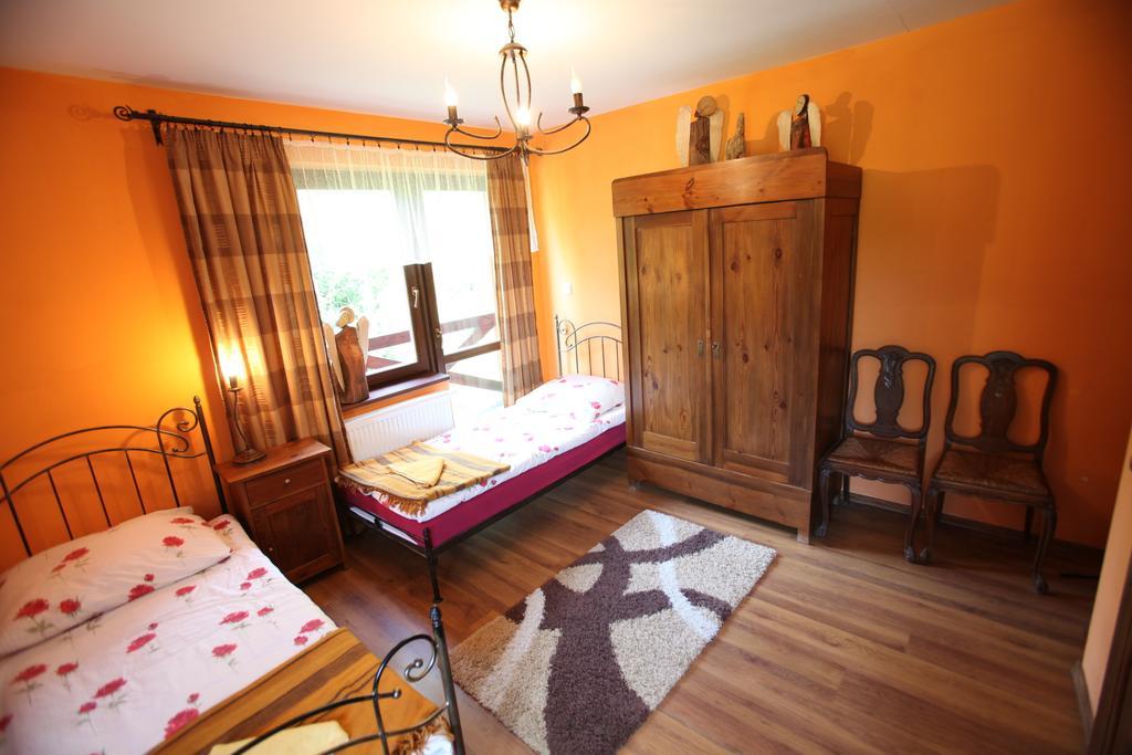 ホテル Siedlisko Brzeziniak チスナ 部屋 写真