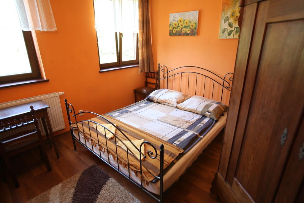 ホテル Siedlisko Brzeziniak チスナ 部屋 写真
