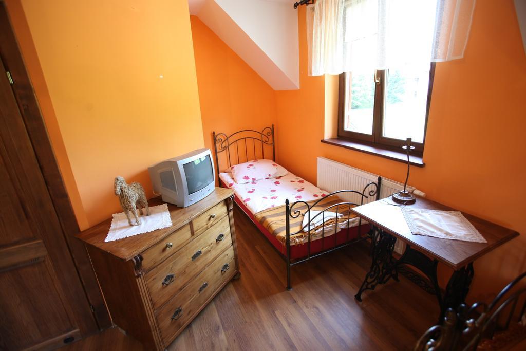 ホテル Siedlisko Brzeziniak チスナ 部屋 写真